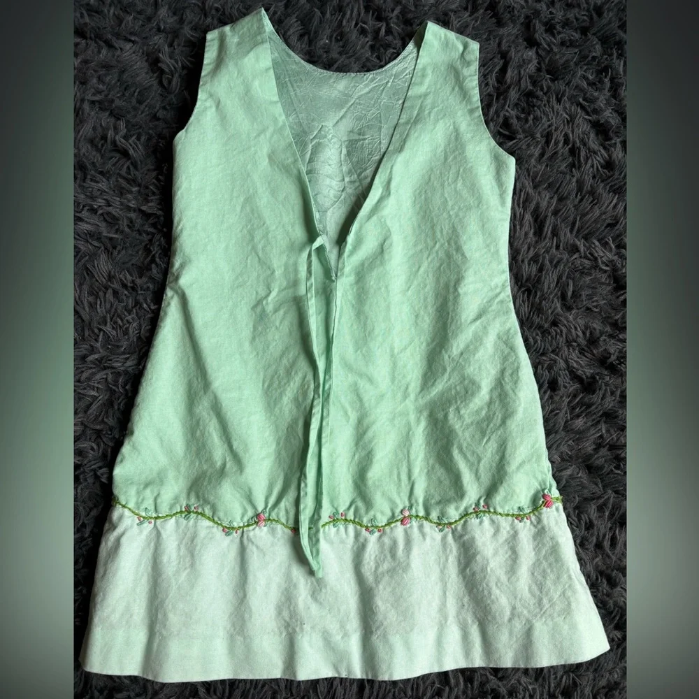 Isabel Garreton Light Green Hand Smocked Dress - Picture 2 of 7